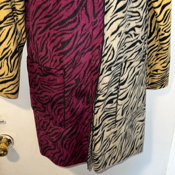 LOGO by Lori Goldstein Reversible Fleece Coat Very Berry-S - Picture 4 of 11